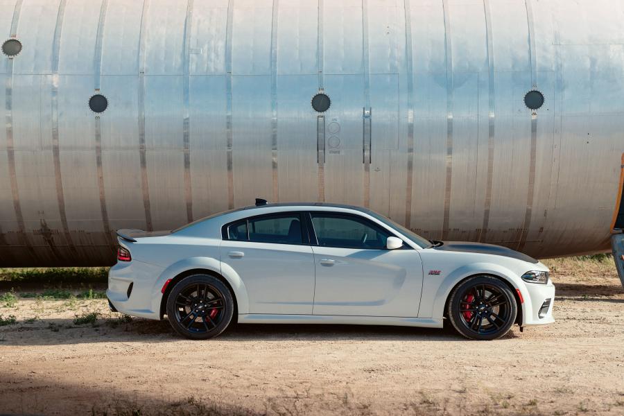  Dodge Charger Scat Pack Widebody 2019 года  (фото 6 из 79)